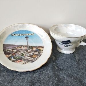 1962 Antique Seattle World's Fair Irridescent Cup Saucer Space Needle IAAC Japan